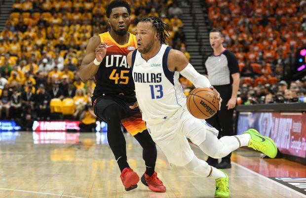 某球员受伤 某球员受伤