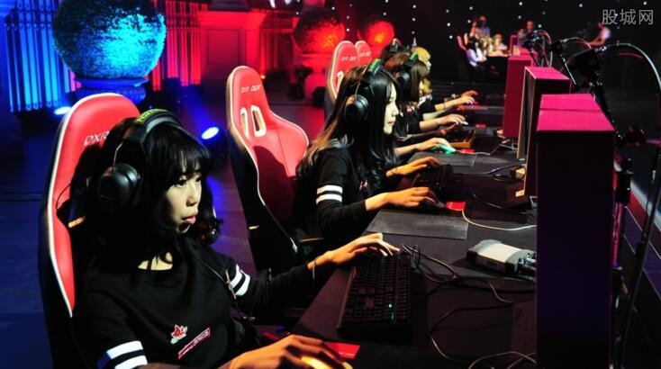 激烈的足坛 激烈的足坛