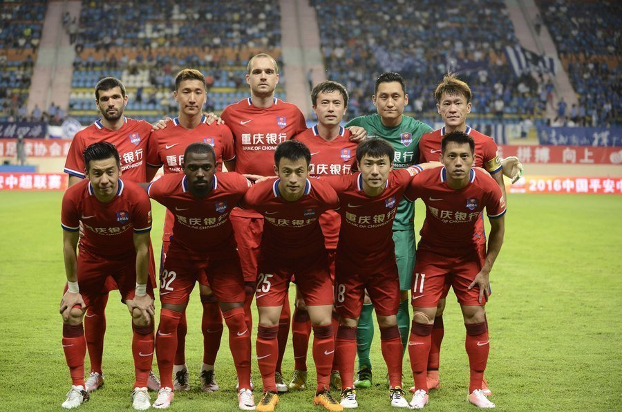 麦克风靠近 麦克风靠近